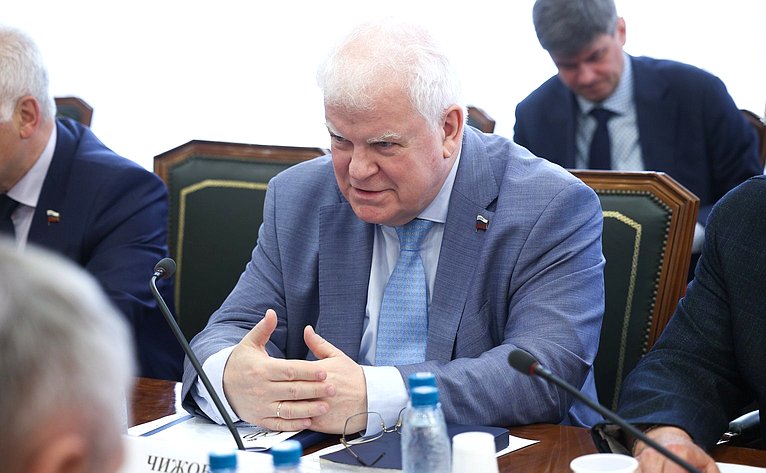 Владимир Чижов
