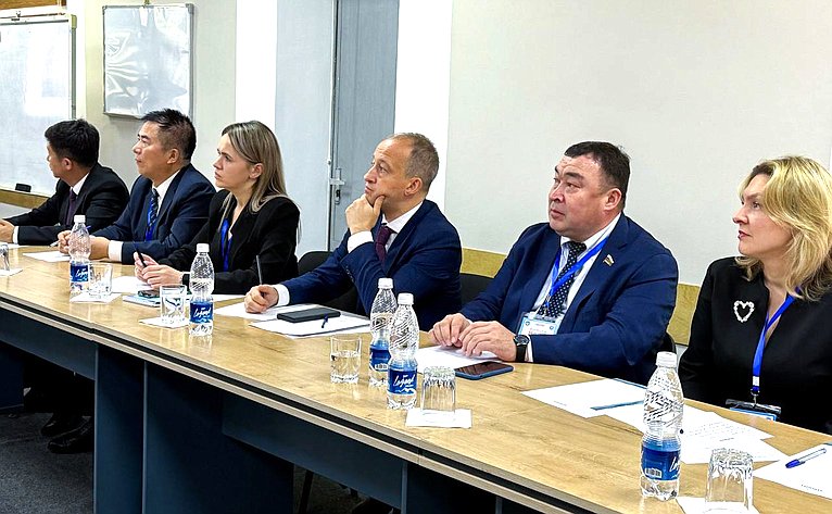 Рабочий визит делегации Совета Федерации для наблюдения за проведением парламентских выборов в Киргизии