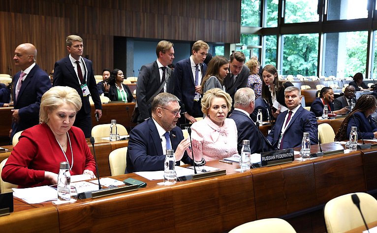 15-й Саммит женщин – председателей парламентов. Сессия 1 «Женщины, мир и безопасность 25 лет спустя: сохраняющиеся проблемы и движение вперед»