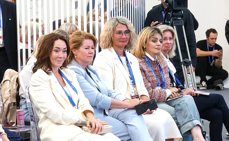 Диалог /встреча с блогерами «Демография и медиа: формируем будущее вместе». VI Форум социальных инноваций регионов