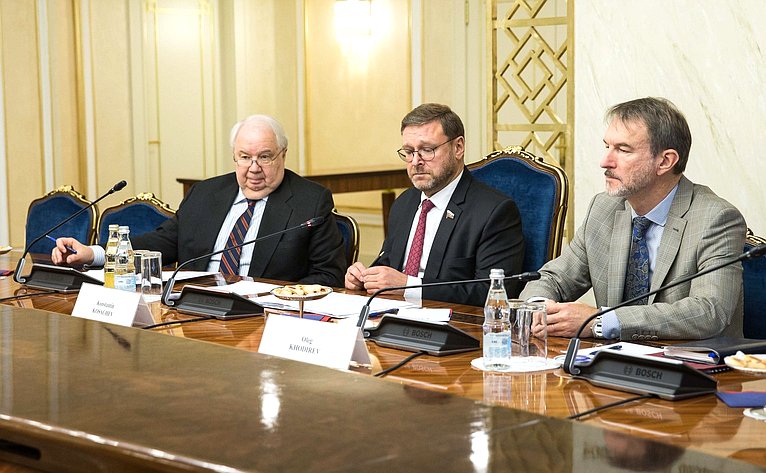 Встреча Константина Косачева с делегацией Сената Пакистана во главе с сенатором С.Ш. Фаразом