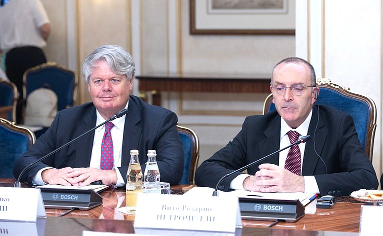 Заседание Комитета СФ по международным делам и Комиссии по иностранным делам и вопросам миграции Сената Итальянской республики