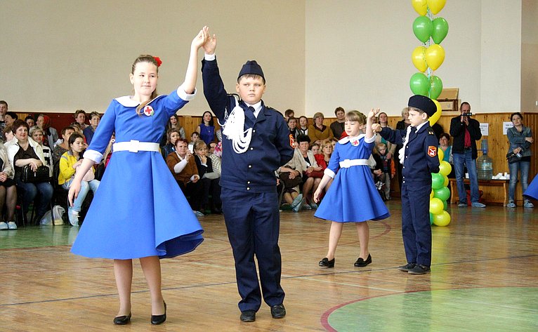 Н. Петрушкин наградил победителей VIII республиканского конкурса бального танца