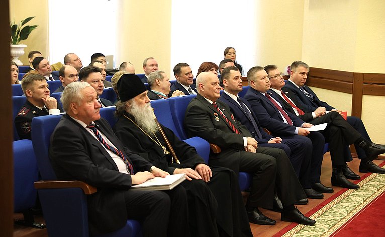 Денис Гусев принял участие в торжественном мероприятии по случаю 20-летия создания суда Ненецкого АО