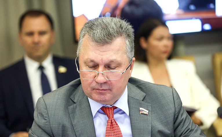 Валерий Васильев