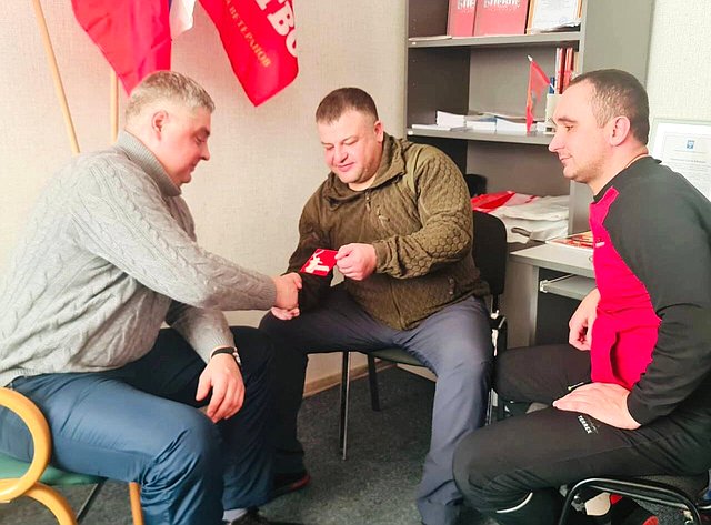 Андрей Хапочкин встретился с представителями регионального отделения Всероссийской общественной организации ветеранов «Боевое братство»