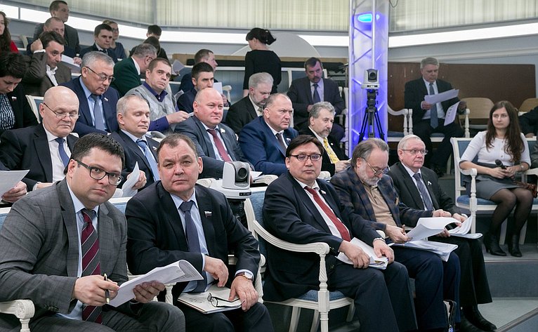 Парламентские слушания на тему «Законодательство и правоприменительная практика в системе распределения субвенций из федерального бюджета, предоставляемых бюджетам субъектов РФ для осуществления переданных полномочий в области лесных отношений»