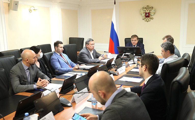 Заседание рабочей группы по мониторингу попыток внешнего вмешательства в период подготовки и проведения выборов в Государственную Думу РФ 2021 года
