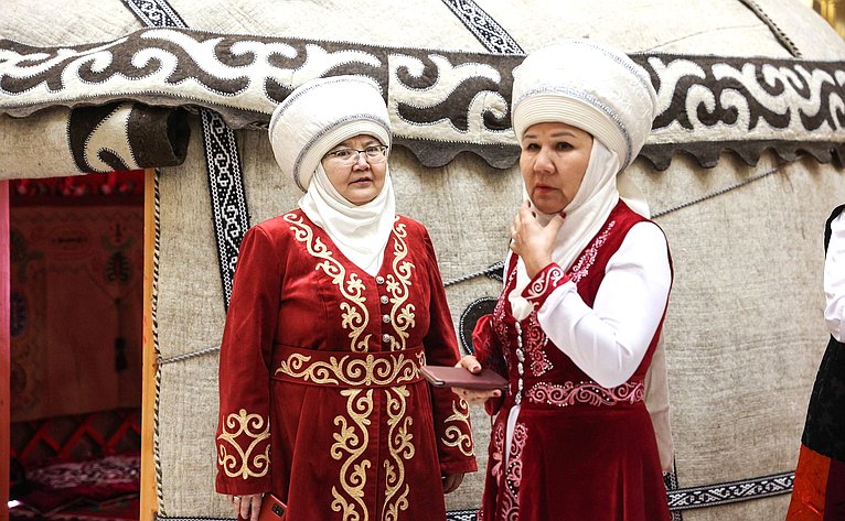 Первый Российско-Киргизский женский форум «Диалог женщин России и Кыргызстана во имя будущего»