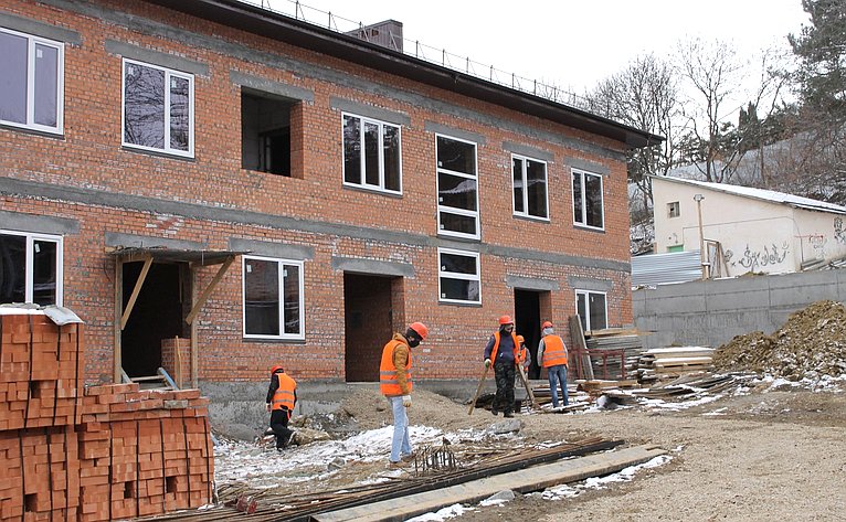 Анатолий Артамонов ознакомился с ходом строительства объектов социальной инфраструктуры города-курорта Кисловодска