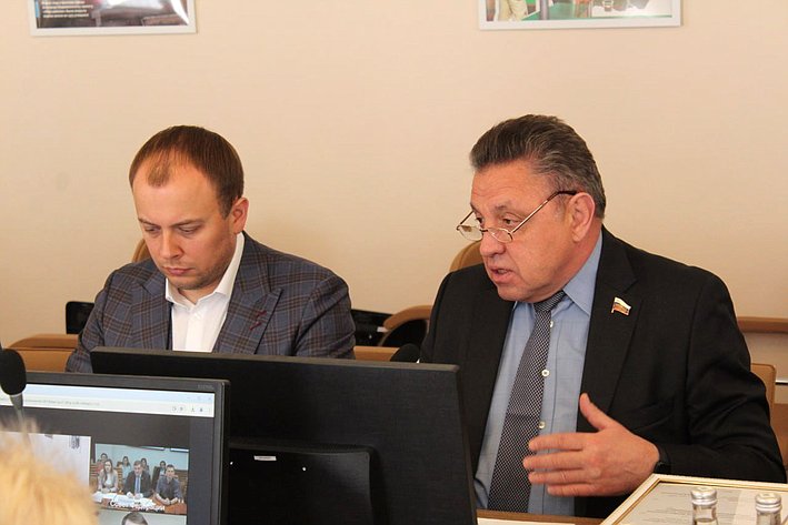Совещание на тему «Муниципальный контроль и контроль за органами местного самоуправления города федерального значения Санкт-Петербурга»