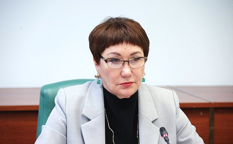 Елена Перминова
