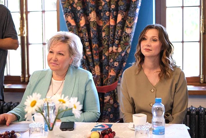 Елена Писарева провела форум многодетных семей в Старой Руссе