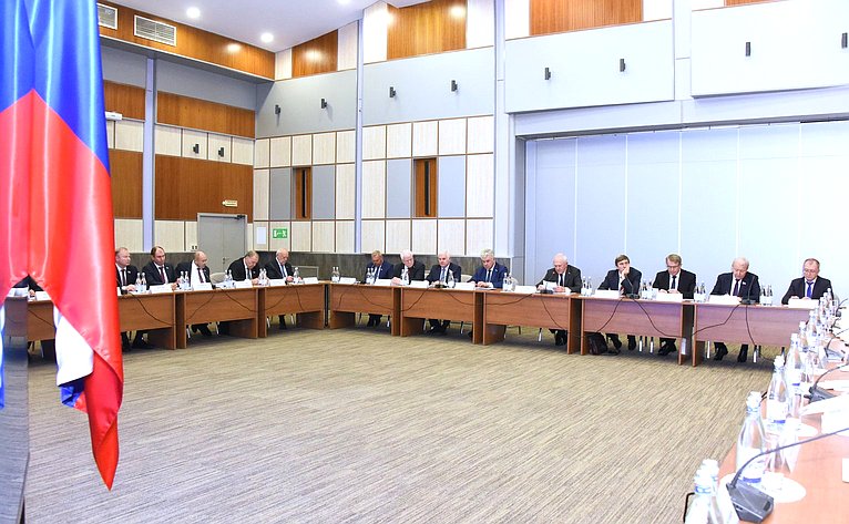Выездное заседание Комитета СФ по обороне и безопасности на тему развития фундаментальной науки и ее роли в укреплении обороноспособности страны