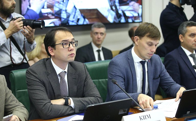 Расширенное заседание Комитета СФ по экономической политике (в рамках Дней Новгородской области)