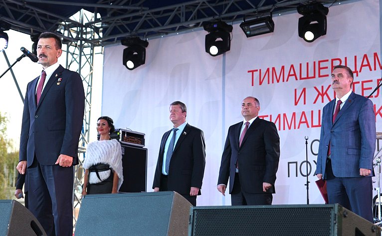Владимир Харламов в ходе работы в регионе посетил торжественные мероприятия
