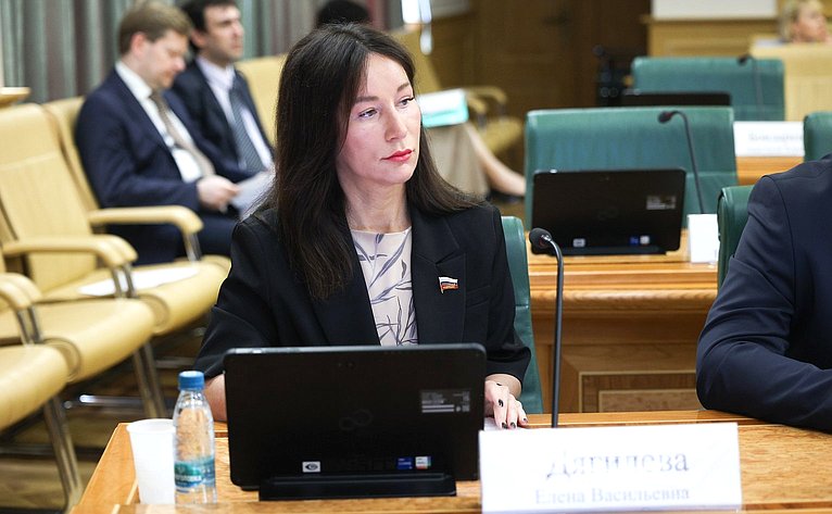 Елена Дягилева