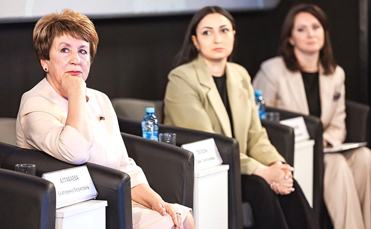 Екатерина Алтабаева выступила в Музее Победы на патриотическом форуме Движения Первых (РДДМ) «Мы победили – мы победим!»