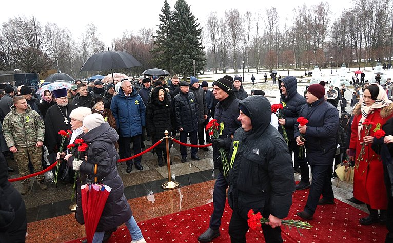 Председатель Совета Федерации Валентина Матвиенко приняла участие в мероприятиях, посвященных 81-й годовщине полного освобождения Ленинграда от фашистской блокады