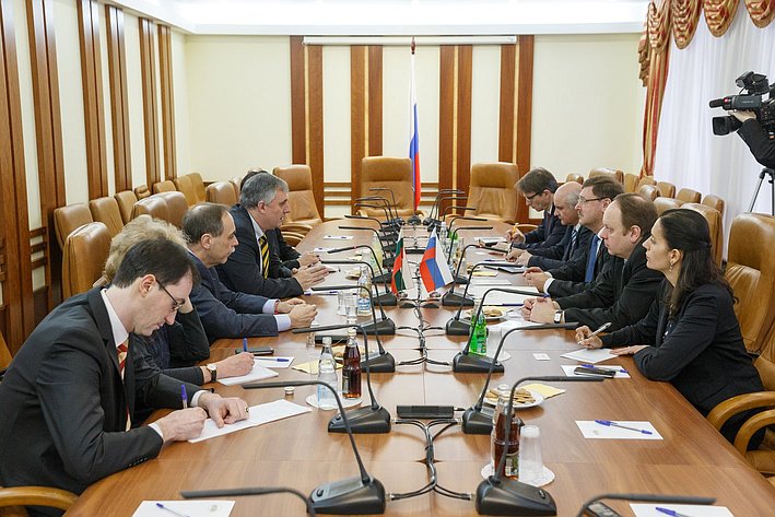 Константин Косачев провел встречу с вице-премьером Болгарии Ивайло Калфиным
