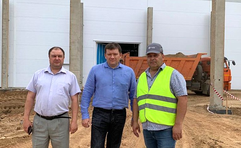 Николай Журавлев в ходе рабочей поездки в регион посетил строящийся в городе Галич деревообрабатывающий комбинат