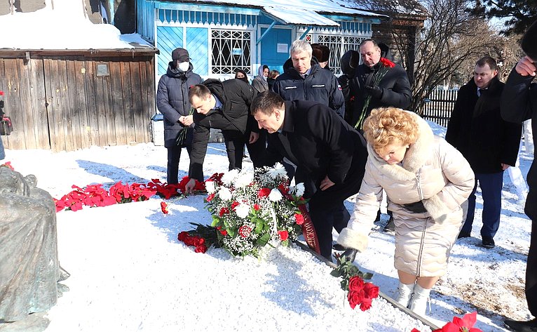 Нина Куликовских приняла участие в мероприятиях, посвященных 87-й годовщине со дня рождения первого космонавта планеты Ю. Гагарина