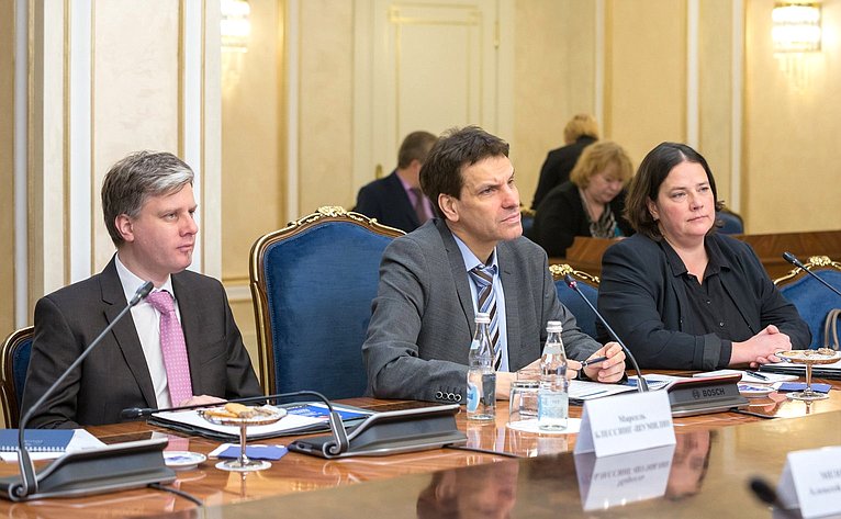 Встреча Олега Мельниченко с исполнительным директором и членом правления Германо-Российского форума Мартином Хоффманном