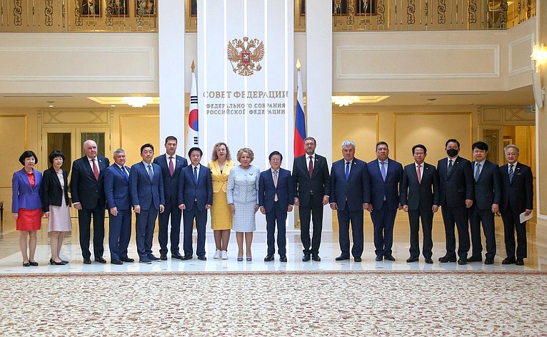 Встреча Валентины Матвиенко с Председателем Национального собрания Республики Корея