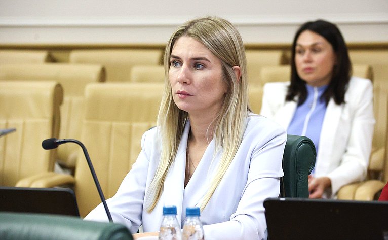 Заседание Совета Евразийского женского форума при СФ