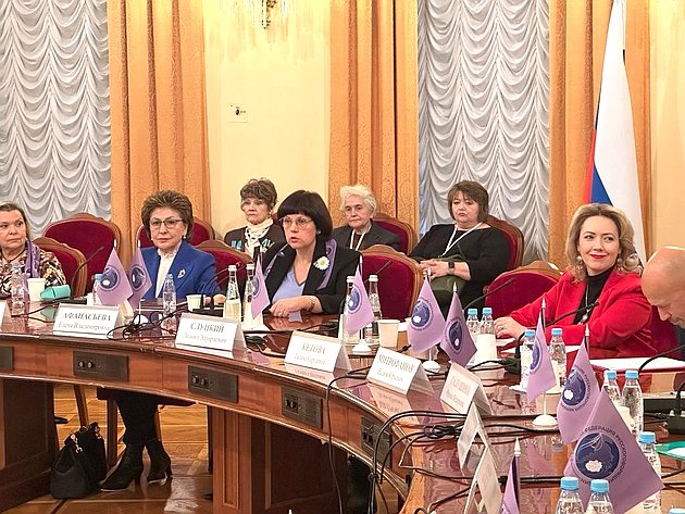 Елена Афанасьева провела II Ассамблею Всемирной федерации русскоговорящих женщин с участием представительниц 60 стран мира