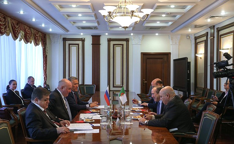 Встреча председателя Комитета СФ по международным делам Григория Карасина и Чрезвычайного и Полномочного Посла Алжирской Народной Демократической Республики Смаила Бенамары