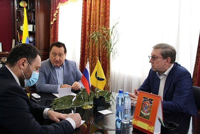 Алексей Майоров совершил рабочую поездку в Республику Калмыкия