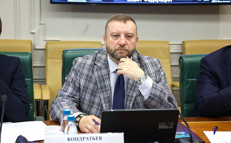 Алексей Кондратьев