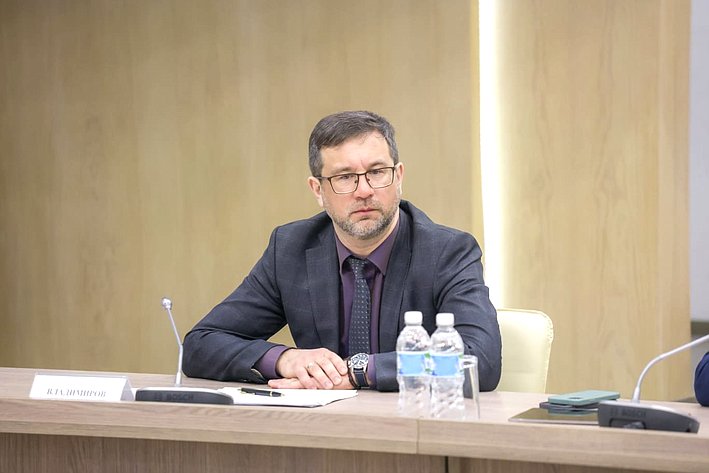 Николай Владимиров принял участие в заседании Высшего экономического совета Чувашской Республики