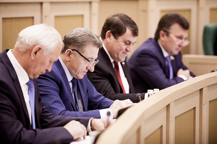 Сенаторы на 358 заседании Совета Федерации