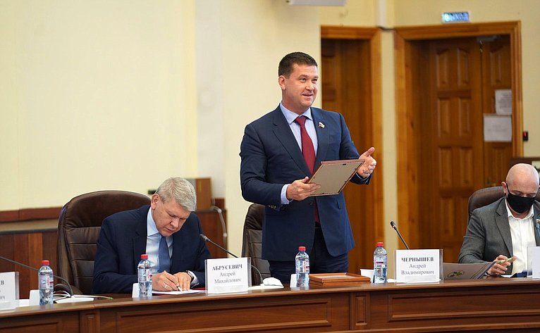 Андрей Чернышев принял участие в общем собрании членов Ассоциации муниципальных образований Иркутской области