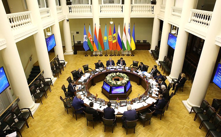 Заседание Постоянной комиссии МПА СНГ по политическим вопросам и международному сотрудничеству