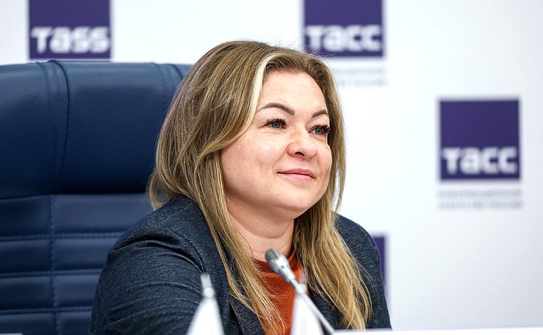 Лилия Гумерова приняла участие в пресс-конференции, посвященной проведению в Москве III Национального съезда учебной промышленности «Учпром-2025»