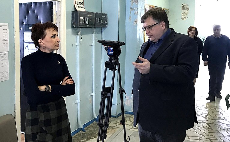 Татьяна Кусайко посетила ряд амбулаторий и фельдшерско-акушерских пунктов Кольского района