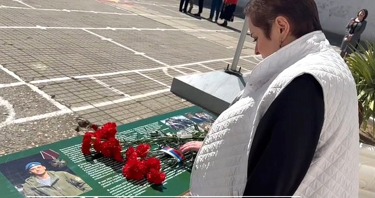 Лариса Мельник приняла участие в торжественной церемонии открытия Парты Героя