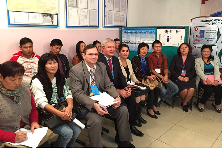 Члены Совета Федерации приняли участие в миссиях международных наблюдателей на парламентских выборах в Киргизии