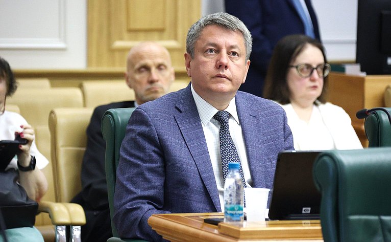 Заседание Совета по вопросам агропромышленного комплекса и природопользования при Совете Федерации на тему «Проблемы реализации новых механизмов использования и охраны земель сельскохозяйственного назначения»