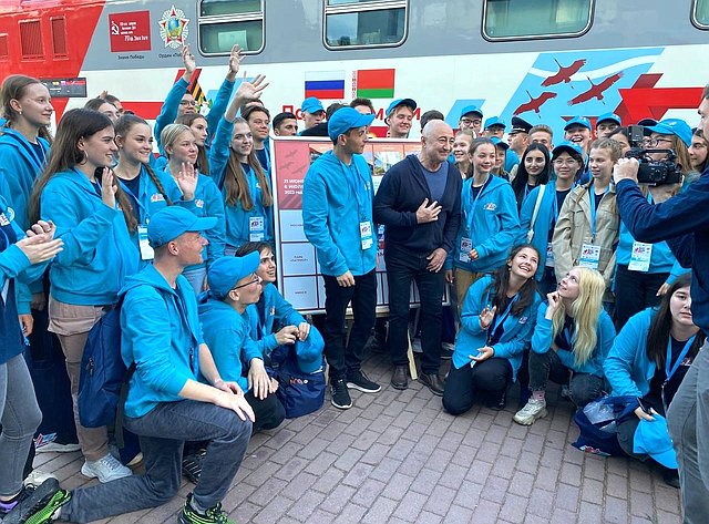 Александр Вайнберг сопроводил участников «Поезда Памяти» на пути из Санкт-Петербурга в Нижний Новгород