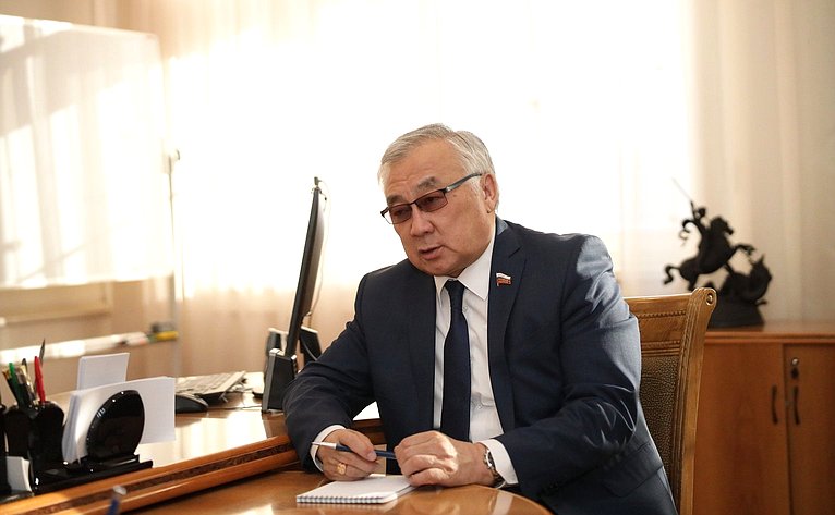 Баир Жамсуев в рамках рабочей поездки по Забайкальскому краю провел встречу с губернатором региона Александром Осиповым