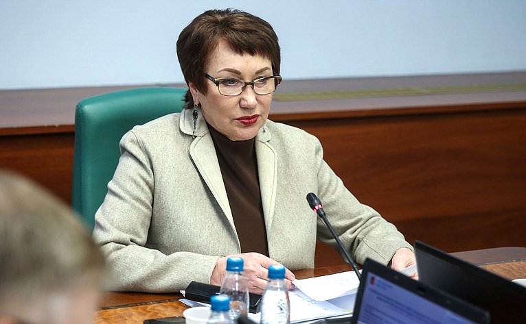 Елена Перминова