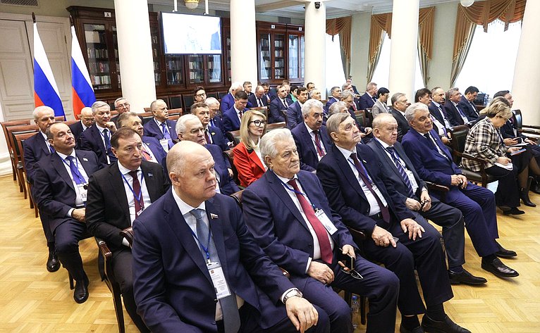Заседание Совета законодателей РФ