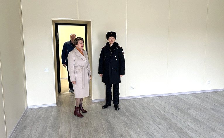 Екатерина Алтабаева побывала в военкомате Севастополя и пообщалась с сотрудниками и посетителями