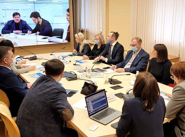 Юлия Лазуткина приняла участие в рабочей встрече между Правительством Пензенской области и представителями корпорации Туризм.РФ