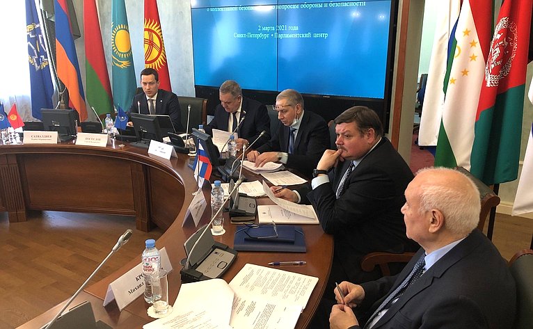 Сенаторы РФ приняли участие в заседаниях постоянных комиссий ПА ОДКБ