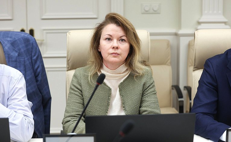 Круглый стол на тему «Права потребителей при оказании платных образовательных услуг»